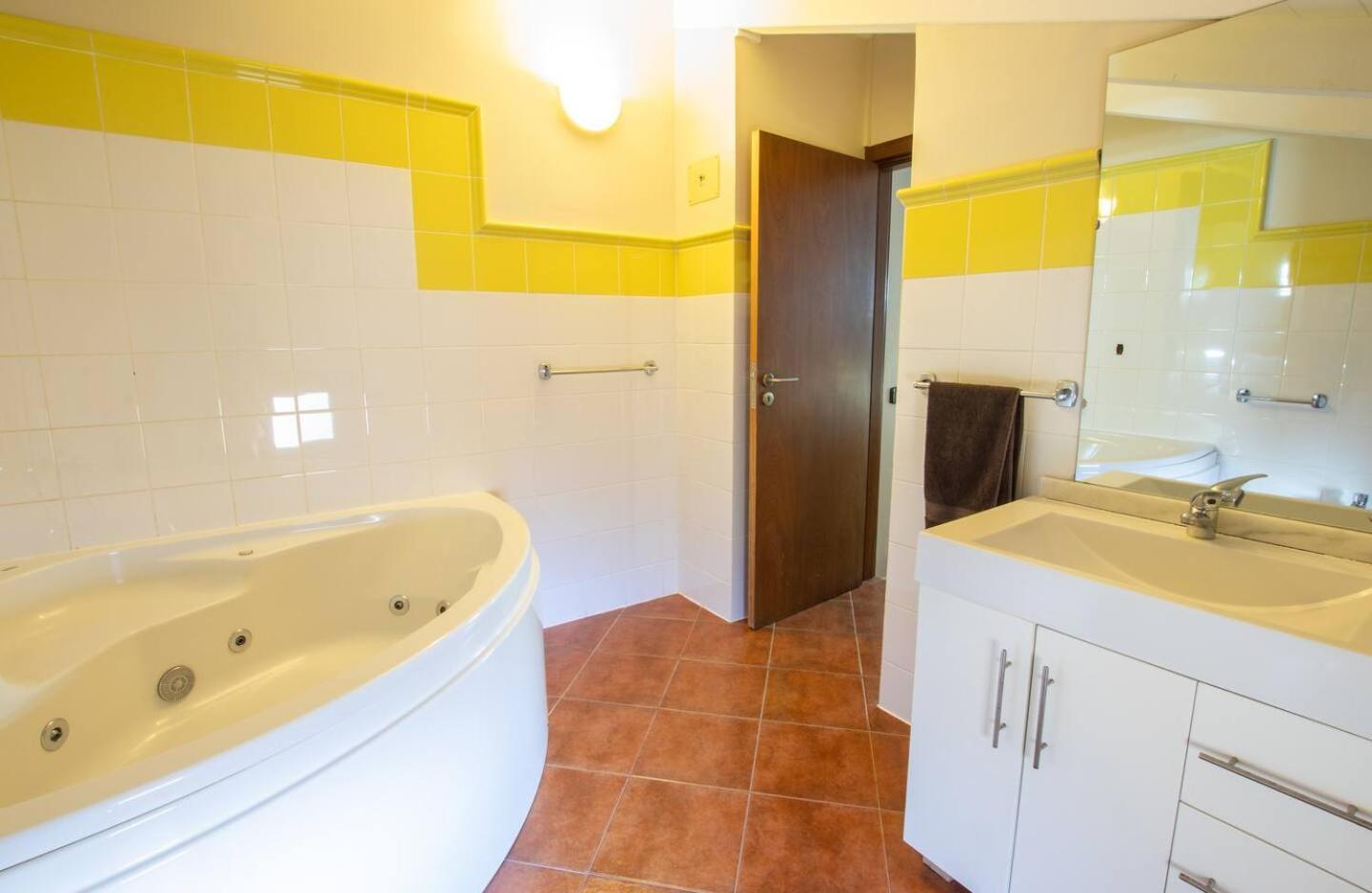 Porto Antigo 1 - Three Bedroom, Pool & Wifi Santa Maria Exterior photo